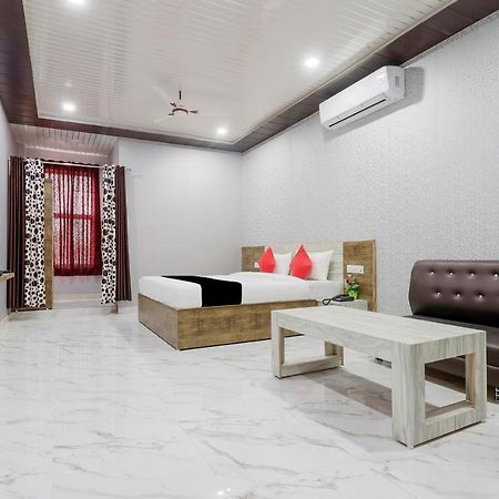 Capital O 63158 Hotel Om Sai Ram Chhatarpur 外观 照片
