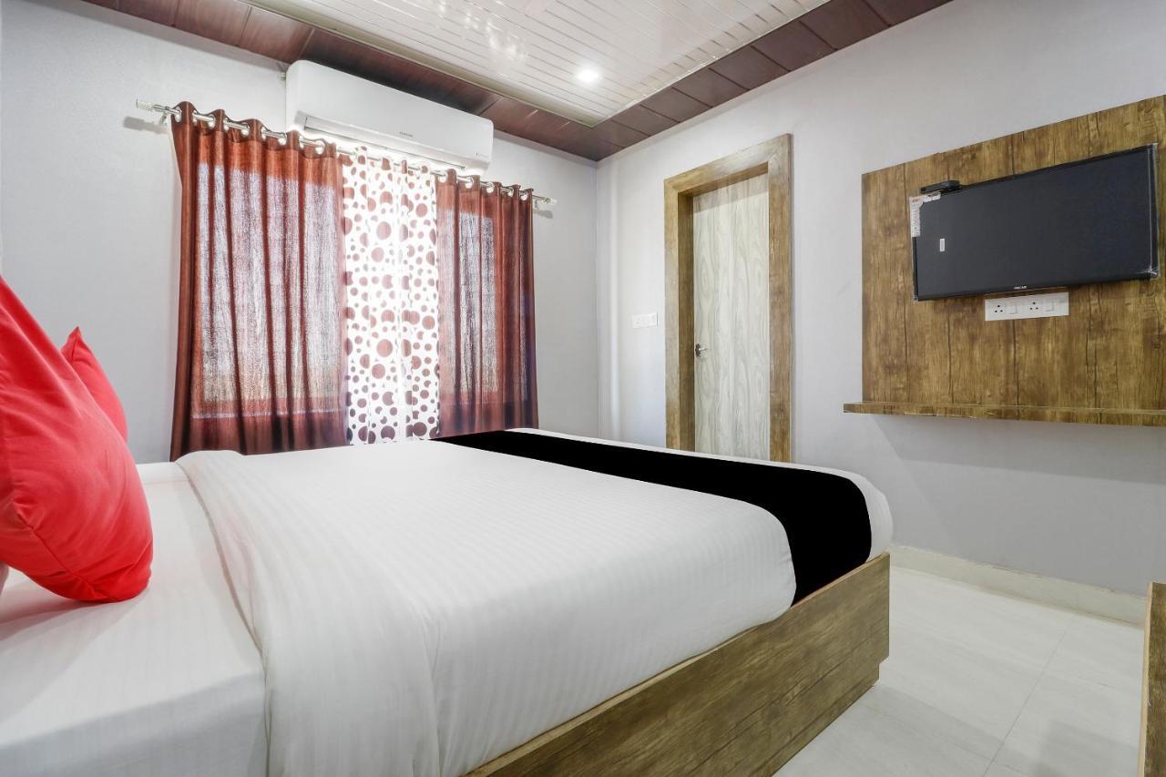 Capital O 63158 Hotel Om Sai Ram Chhatarpur 外观 照片